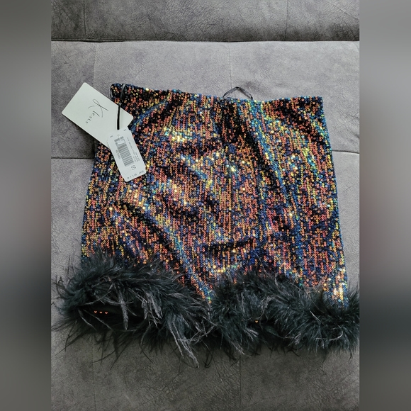 Klesis mini skirt with feather trimming - Picture 2 of 3